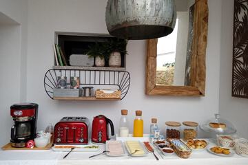 Breakfast area