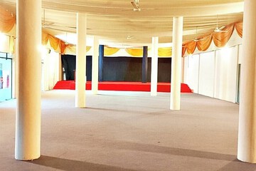 Reception hall