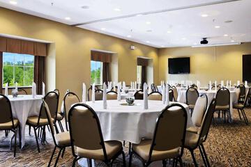 Microtel Inn & Suites by Wyndham Marietta