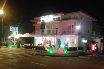Front of property - evening/night