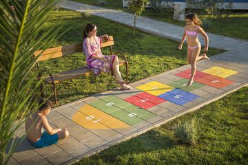 Children's play area - outdoor