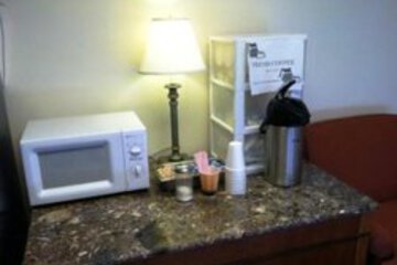 Breakfast/Coffee Service 100 of 110