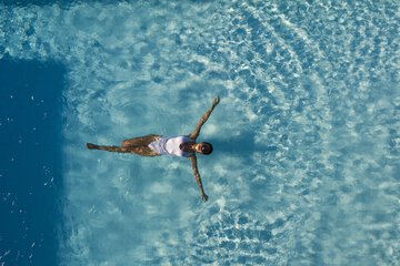 Infinity pool