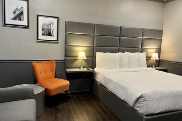 Captain Wohlt Inn Bed & Breakfast