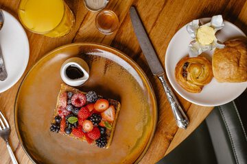 Breakfast meal