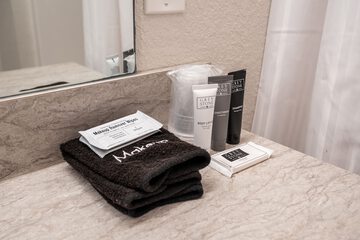 Bathroom amenities