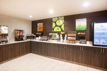 Breakfast/Coffee Service 28 of 30