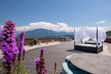 Sundeck