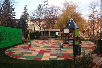 Children's play area - outdoor