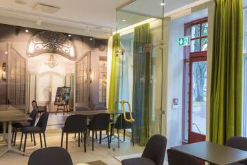 Cafe