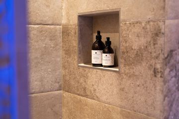 Hand-held showerhead
