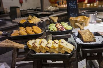 Breakfast buffet