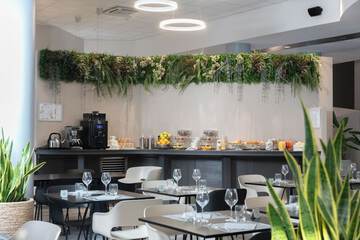 Breakfast buffet