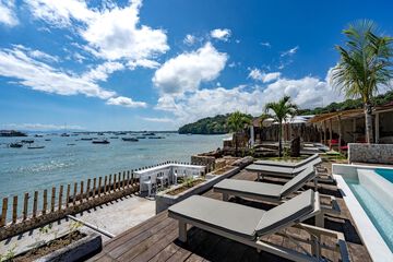 Sundeck
