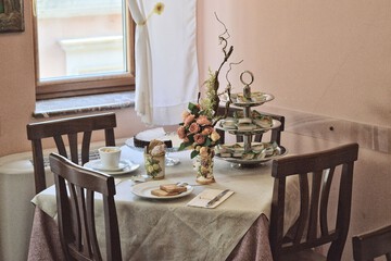 Breakfast area