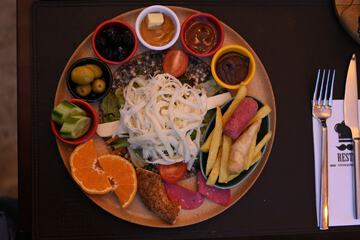 Breakfast meal