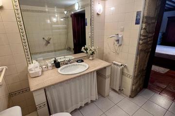 Photo 36
