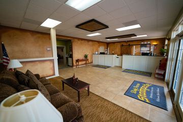 Hotel Interior 8 of 28