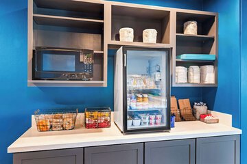 Breakfast/Coffee Service 46 of 48