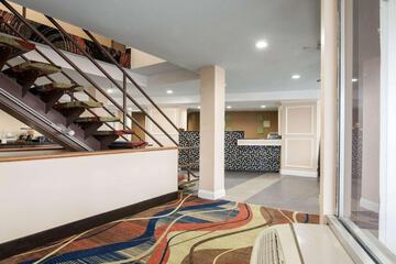 Hotel Interior 9 of 32