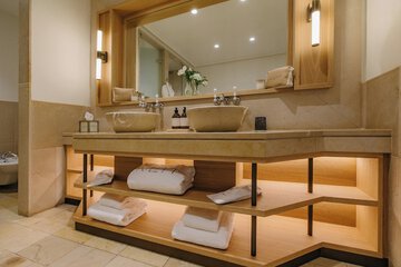Jetted tub