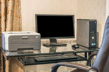 Business Center 43 of 46