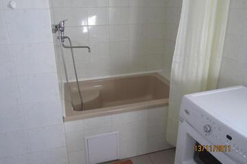 Photo 37