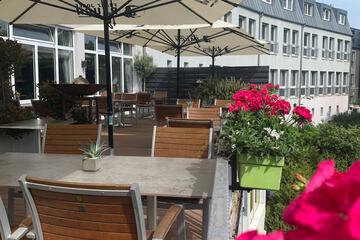 Sundeck