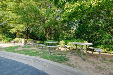 BBQ/picnic area