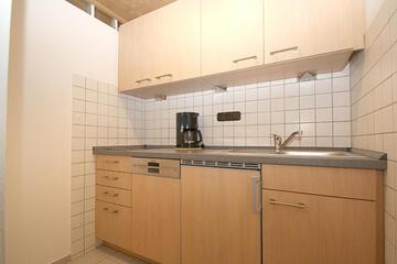 Photo 34