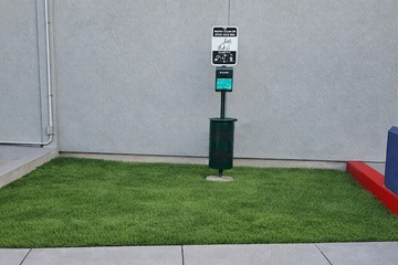 Pet-friendly amenities