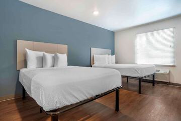 Room 21 of 28