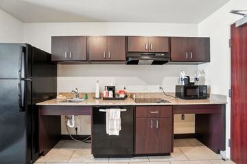 Private kitchenette