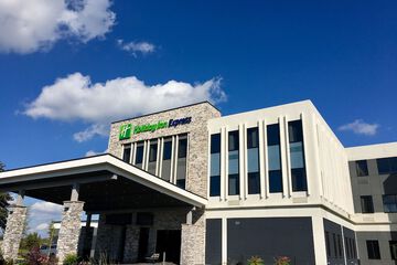 Holiday Inn Express Grand Island - Niagara Falls by IHG
