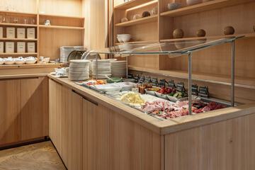Breakfast buffet