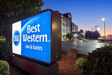 Hotel 6 of 56