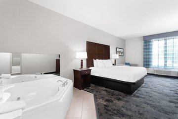 Jetted tub