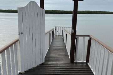 Sundeck