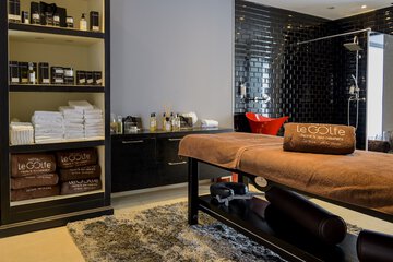 Treatment room