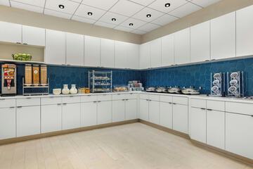 Breakfast/Coffee Service 37 of 39