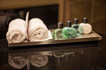 Bathroom amenities