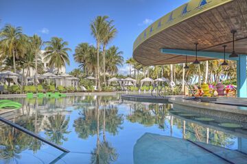 Poolside bar