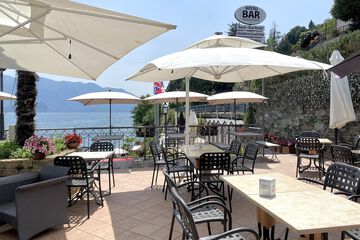 Beach bar