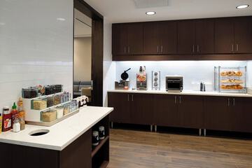 Breakfast/Coffee Service 23 of 24