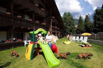 Children's play area - outdoor