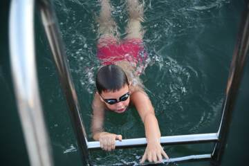 Exercise/lap pool