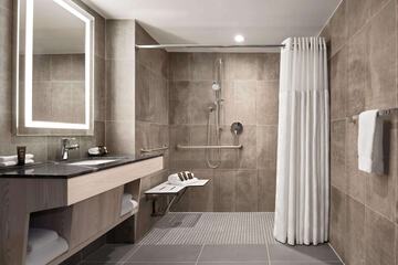 Bathroom shower