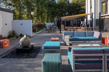 Terrace/Patio 45 of 60