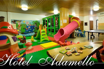 Children's play area - indoor
