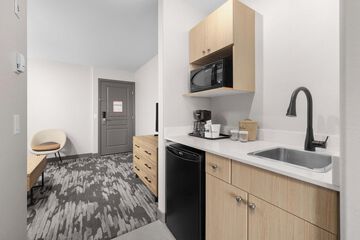 Private kitchenette